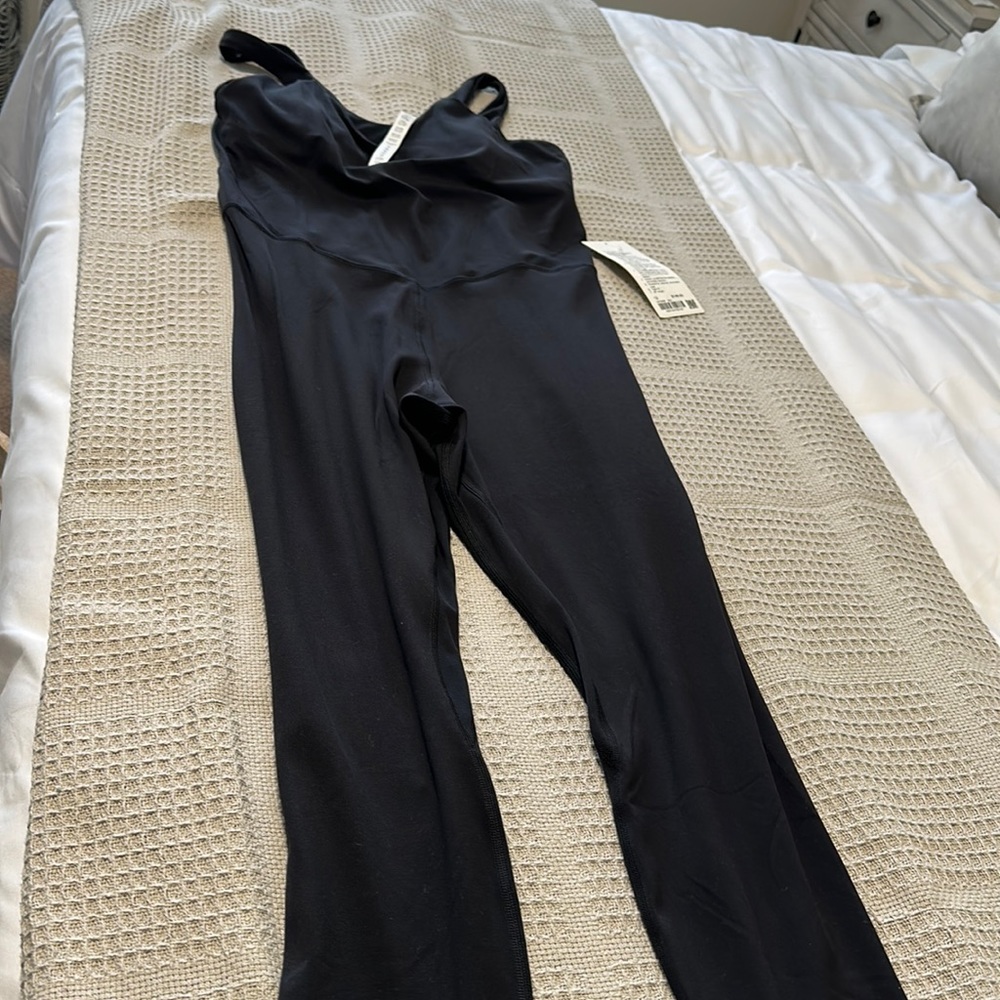 Lululemon align bodysuit 25’’ black new with tags!
